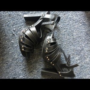 X-Appeal women’s size 8 heels